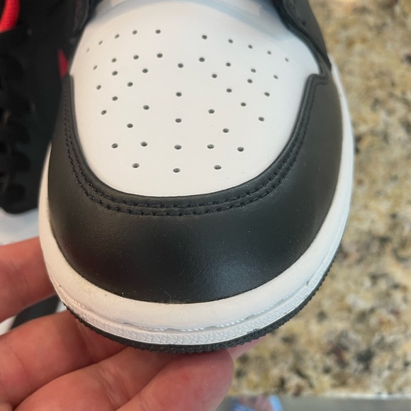 New with Box. Mens Air Jordan 1’s Low Size 11 - Picture 4 of 14
